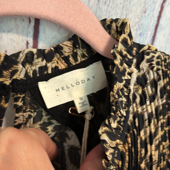 NWT Melloday Animal Print Tiered Mock Neck Pleated Ruffle Dress - Picture 4 of 10